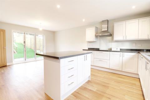 4 bedroom detached house for sale - Millers Close, Lifton, Devon, PL16