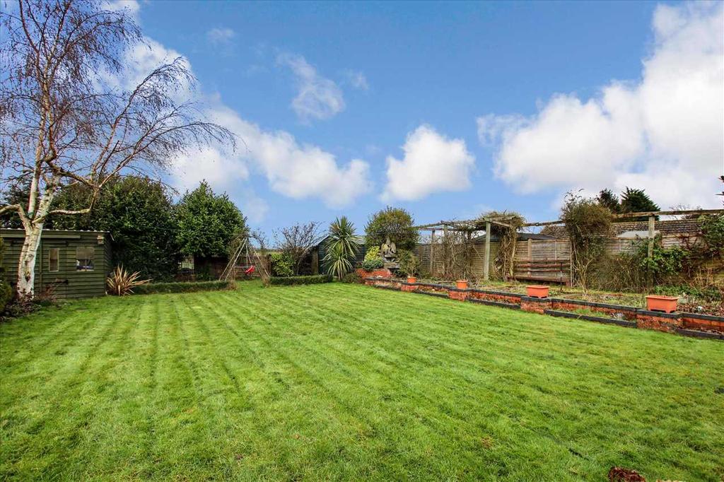 Blackmoor Road, Aubourn, Lincoln 4 bed bungalow £360,000