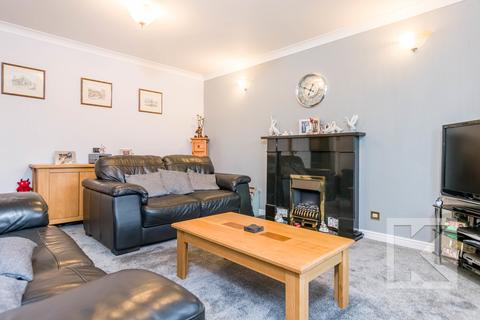 11 Buckton Close, Diggle, Oldham, OL3 5NE