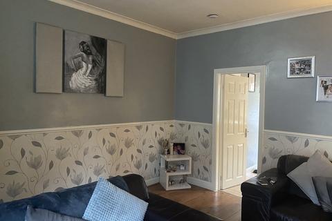 44 Turner Street, Lees, Oldham, OL4 3JH