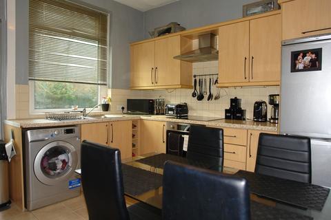 44 Turner Street, Lees, Oldham, OL4 3JH