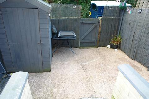 44 Turner Street, Lees, Oldham, OL4 3JH