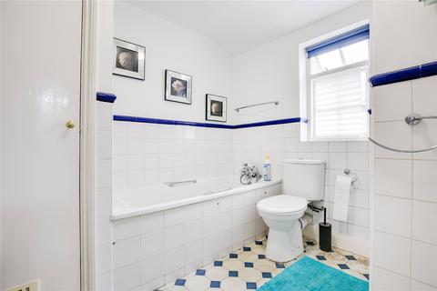 33 Orbain Road, Fulham, London, SW6 7JZ