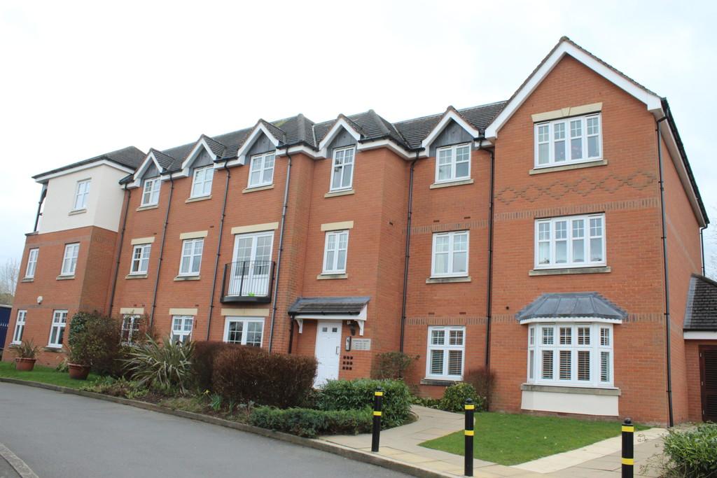 Chancel Court, Solihull 3 bed apartment £1,095 pcm (£253 pw)