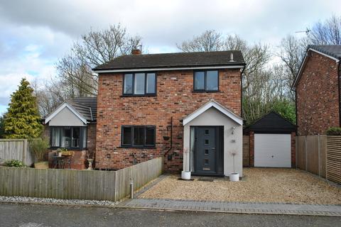 16 Crofters Court, Holmes Chapel, Crewe, CW4 7EX