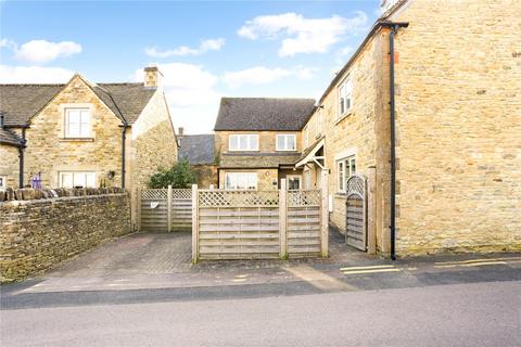 3 bedroom semi-detached house to rent, Landgate Mews, Stow on the Wold, Cheltenham, Gloucestershire, GL54