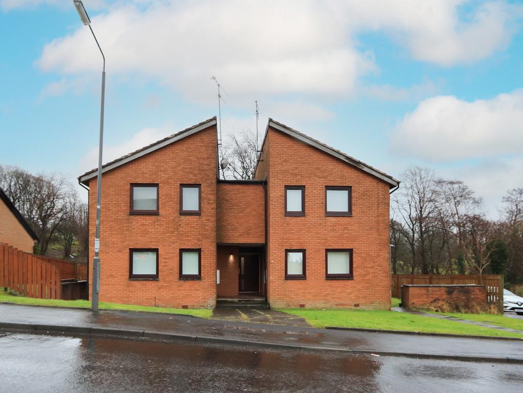 Broughton Road, Summerston, Glasgow Studio for sale £35,000