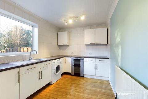 3 bedroom semi-detached house to rent, Windermere Road, Reading, Berkshire, RG2