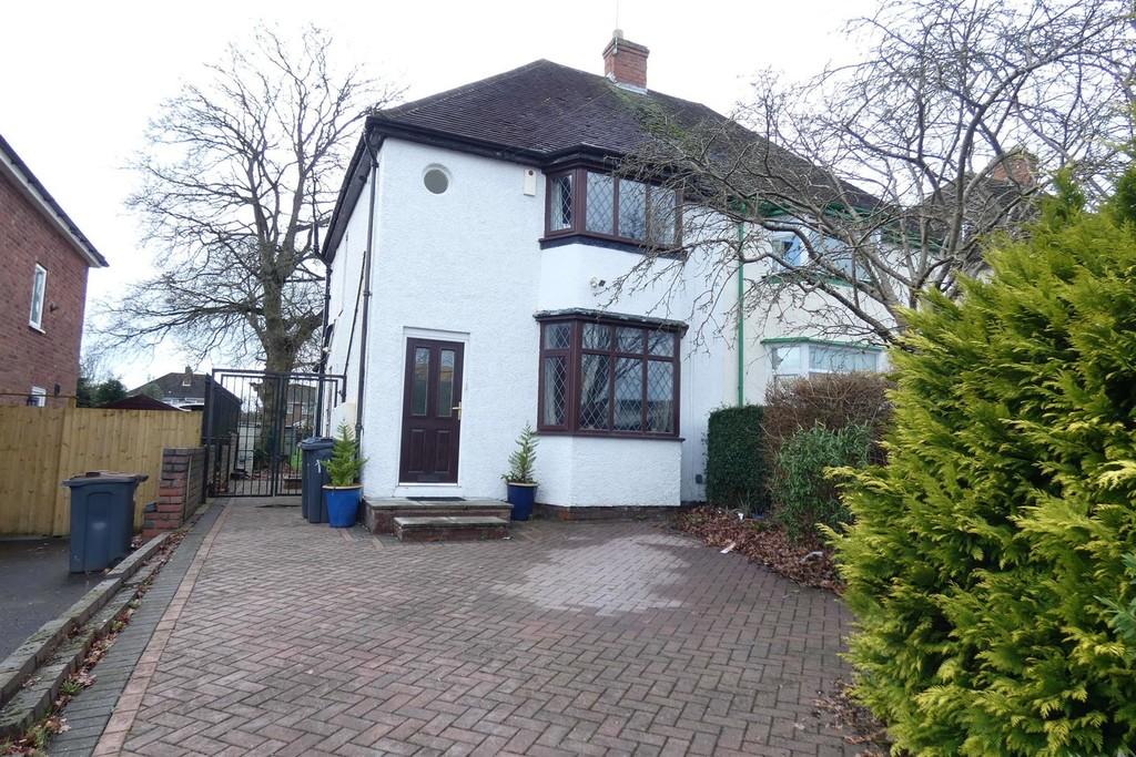 Reddicap Heath Road, Sutton Coldfield 2 bed semidetached house £220,000