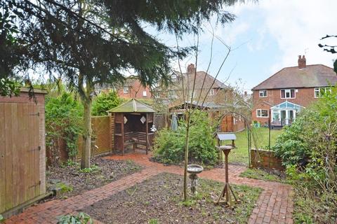 7 Beech Grove, York, YO26 5LD