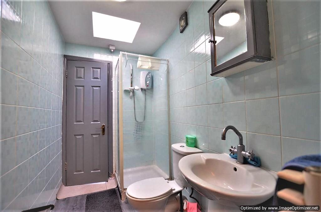 Park Chase, Wembley, HA9 8EQ Studio £555 pcm (£128 pw)