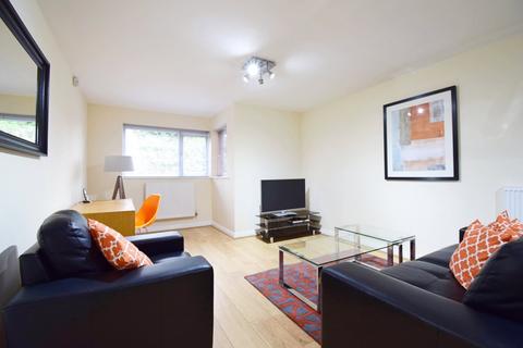 66 Cliddesden Road, Basingstoke, RG21 3ER