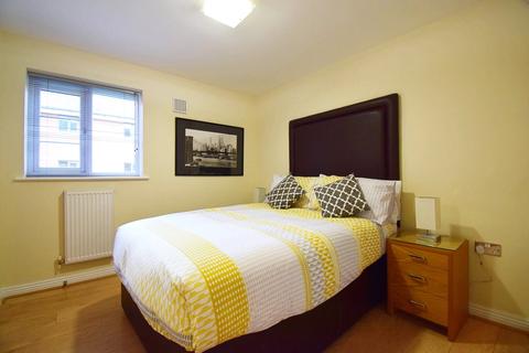 66 Cliddesden Road, Basingstoke, RG21 3ER
