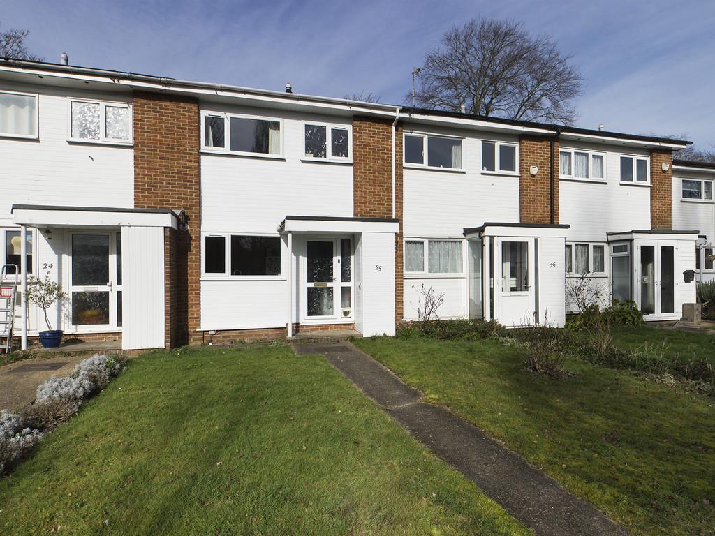 Farthings Close, Pinner 2 bed terraced house £479,950