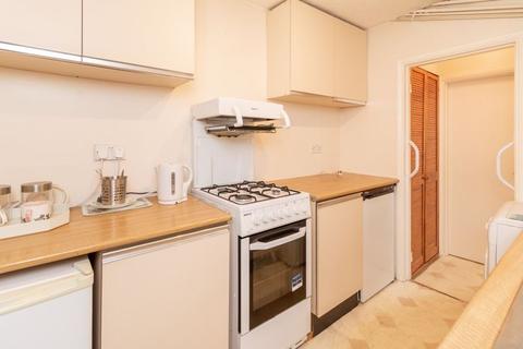 33 Bynes Road, South Croydon, CR2 0PY
