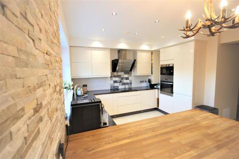 27 Bourne Road, Gravesend, DA12 4EA