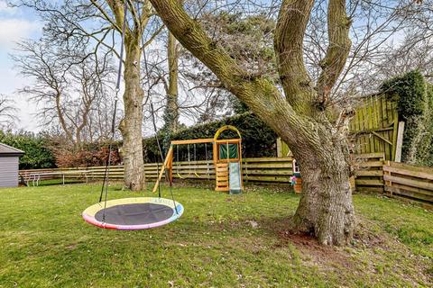 Tall Oaks Chiltern Close, Sandiway, Northwich, CW8 2NE
