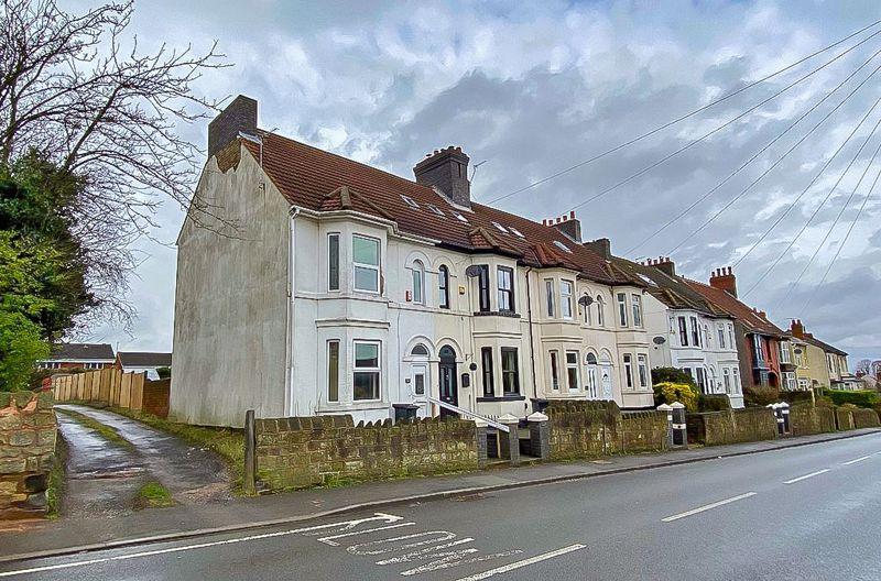 Wolverhampton Road, SEDGLEY, DY3 1QX 3 bed end of terrace house £145,000