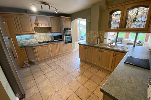 49 Carters Lane, Halesowen, B62 0DA