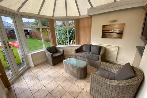 49 Carters Lane, Halesowen, B62 0DA