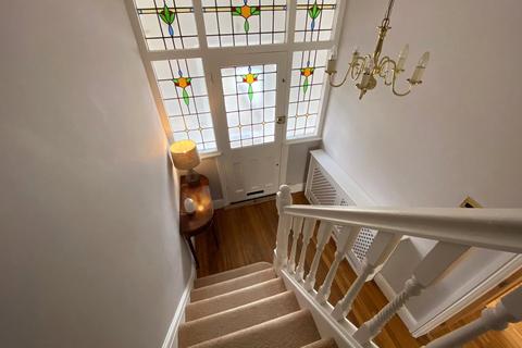 49 Carters Lane, Halesowen, B62 0DA