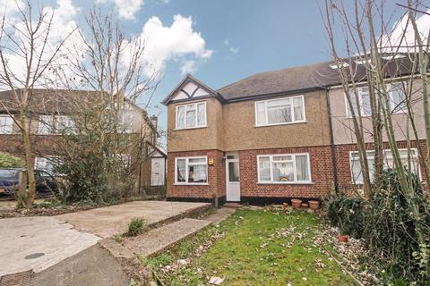 6a Valley Close, Pinner, HA5 3UR