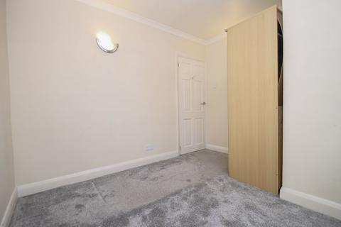 6a Valley Close, Pinner, HA5 3UR
