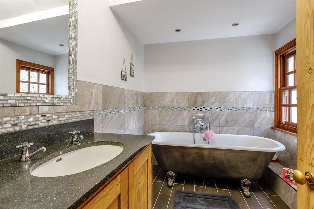 8453076-interior29-800.jpg