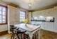 8453076-interior03v2.jpg