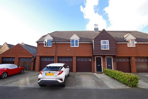 21 Birkdale Close, Swindon, SN25 2DH