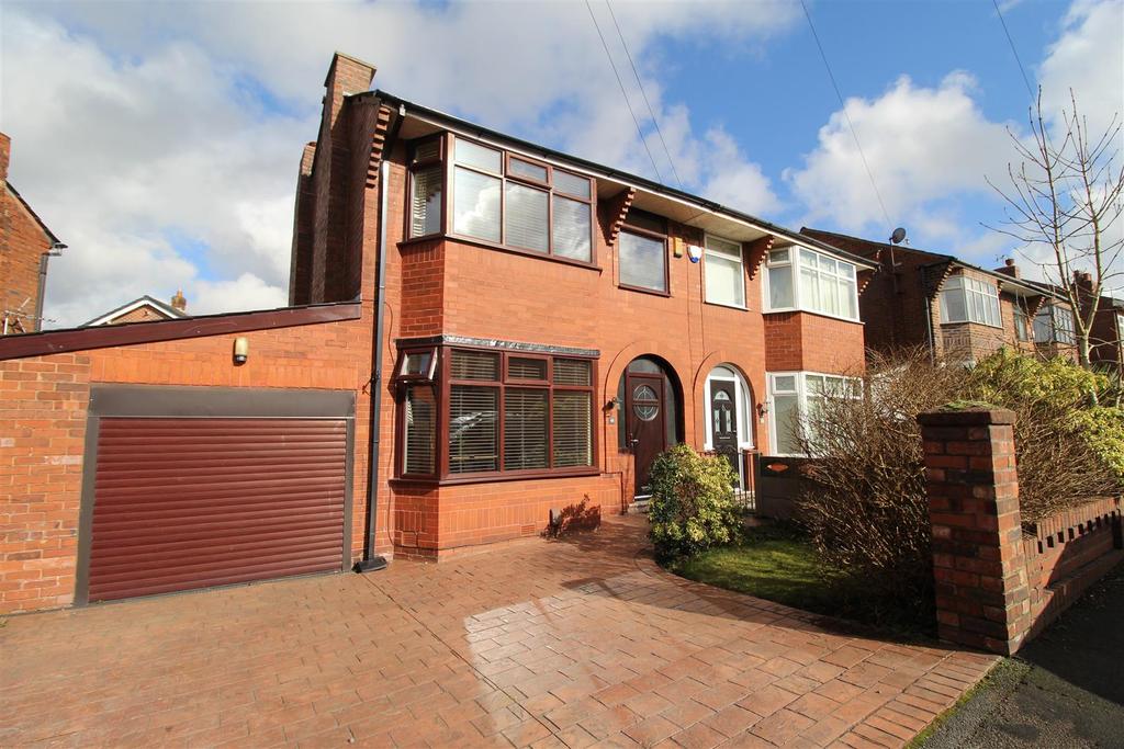Danesway, Swinley, Wigan. 3 bed semidetached house £240,000
