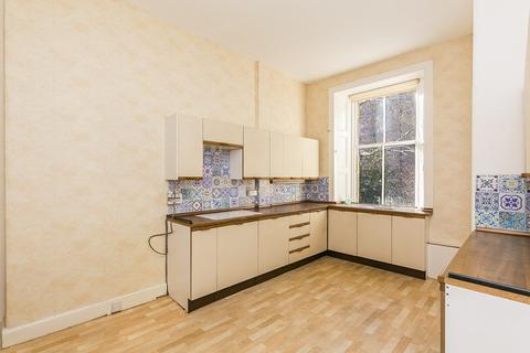 Flat 1f2, 11 Bruntsfield Gardens, Edinburgh, EH10 4DX