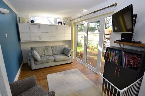 21 Field View, Caversham, Reading, RG4 5HB