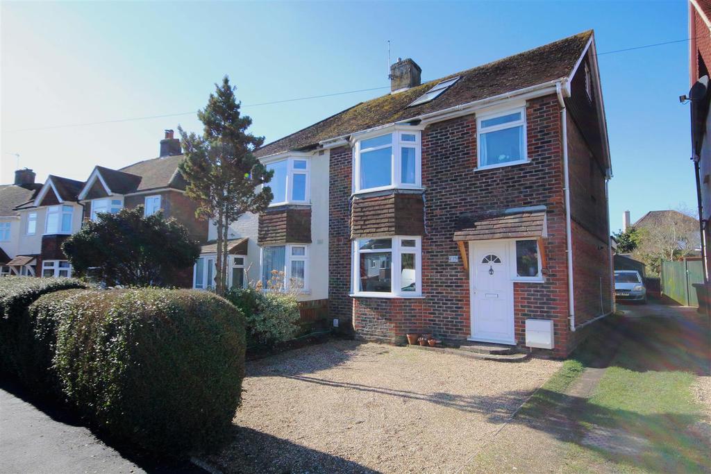 Vale Avenue, Brighton 4 bed semidetached house £500,000