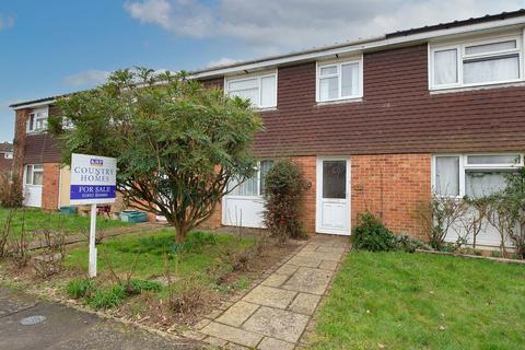 28 Fuggles Close, Paddock Wood, Tonbridge, TN12 6EH