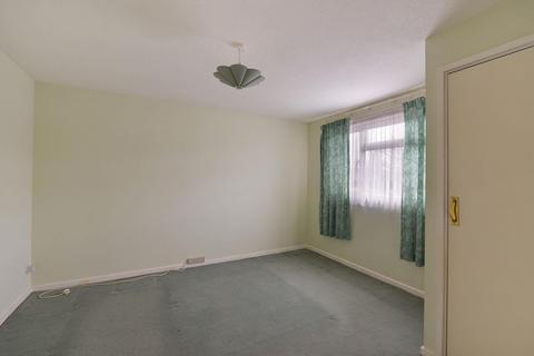 28 Fuggles Close, Paddock Wood, Tonbridge, TN12 6EH