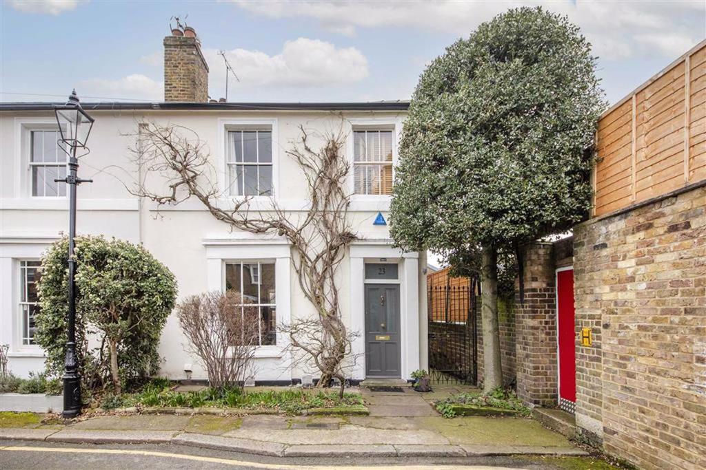 Stratford Grove, Putney, SW15 4 bed end of terrace house £1,750,000