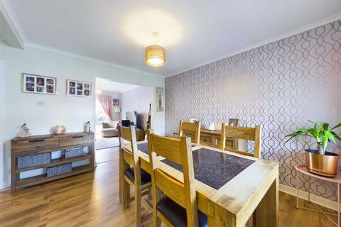 15 Askwith Road, Gloucester, GL4 4PW