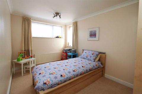 2 Wentworth Drive, Leighton Buzzard, LU7 3HY