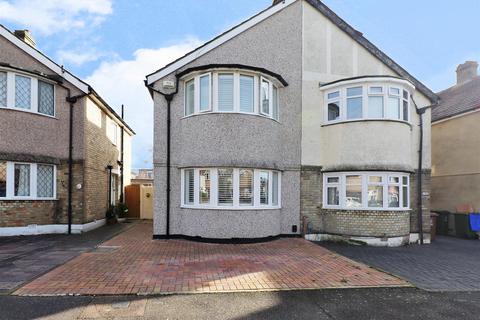 132 Brixham Road, Welling, DA16 1EJ