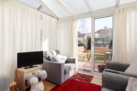 132 Brixham Road, Welling, DA16 1EJ