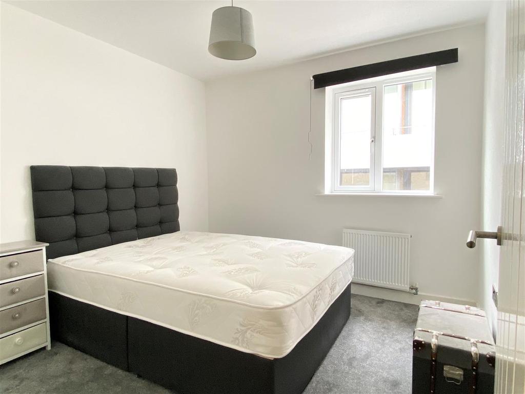 Bedroom 2.jpg