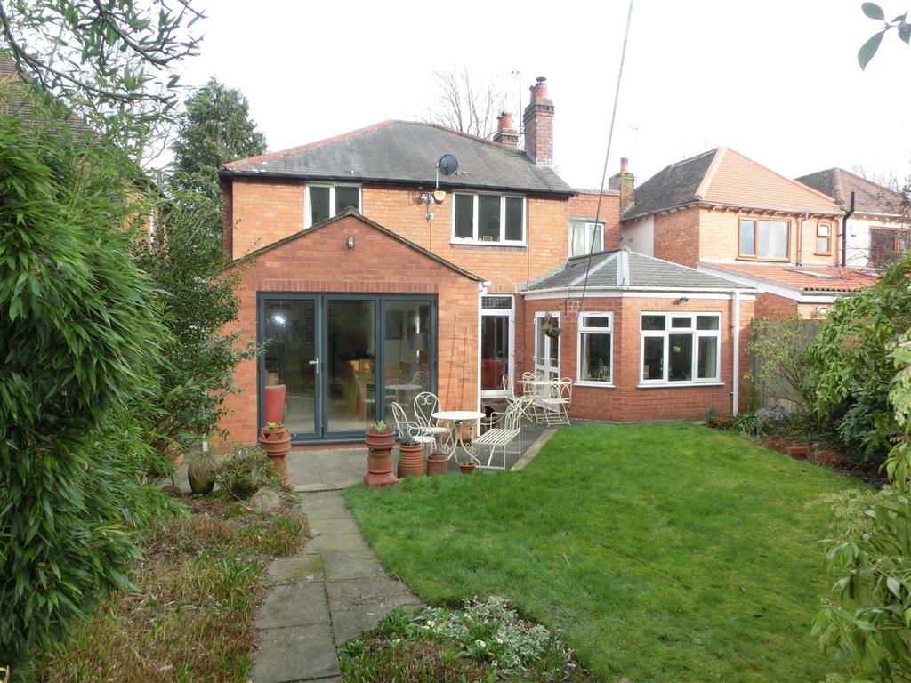 Delightful rear garden