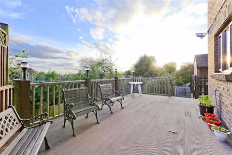 9 Caddis Close, Stanmore, HA7 3TL