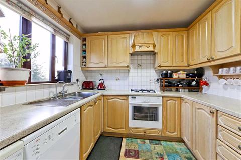 9 Caddis Close, Stanmore, HA7 3TL