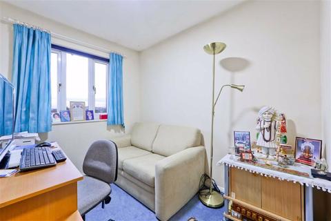 9 Caddis Close, Stanmore, HA7 3TL