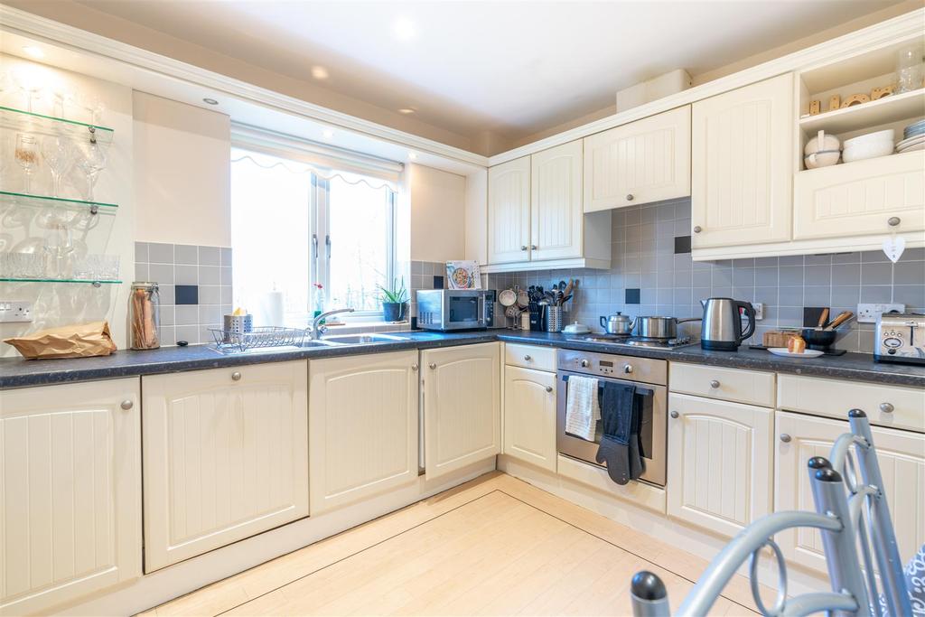 Kings Vale, Wallsend, Newcastle Upon Tyne 2 bed flat £625 pcm (£144 pw)
