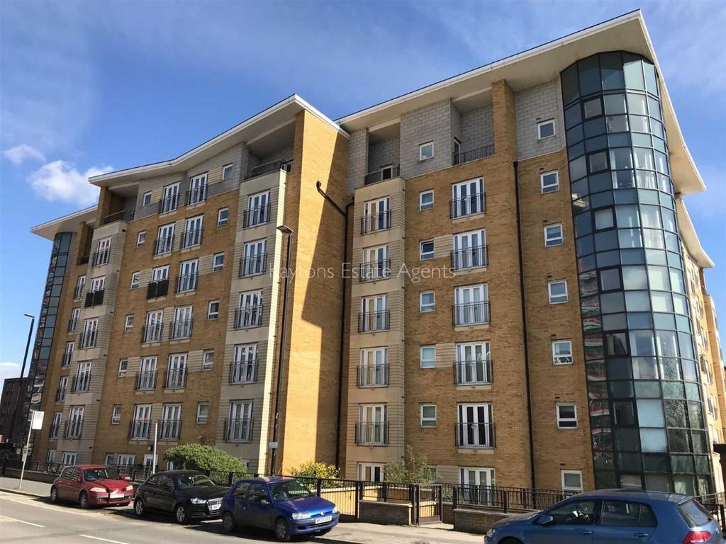 Fusion 6, 8 Middlewood Street 2 bed apartment £695 pcm (£160 pw)