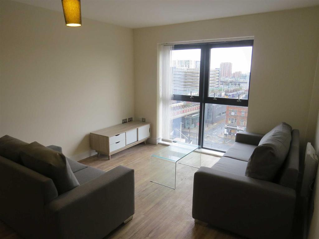 Fresh Apartments, Chapel Street 3 bed apartment £1,300 pcm (£300 pw)