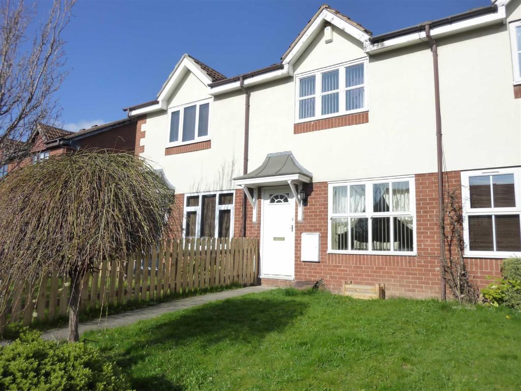Cornfield, Dewsbury 2 bed townhouse £595 pcm (£137 pw)